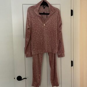 Marilyn Monroe Pink Leopard Print Lounge Set